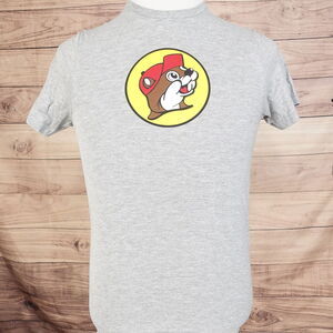 BUC-EE'S HOWDY BEAVER TRUCK STOP GAS STATION BUCEES GREY T-SHIRT SIZE S SMALL